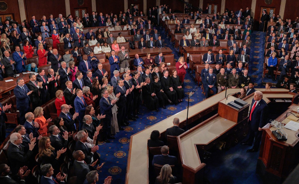 What the Average American Could Afford With Congressman&rsquo;s Salary