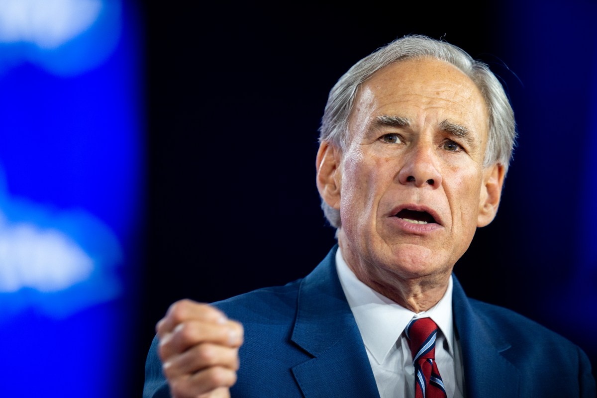 Abbott Sidesteps Endorsing in Paxton, Cornyn Senate Race: What Polls Show