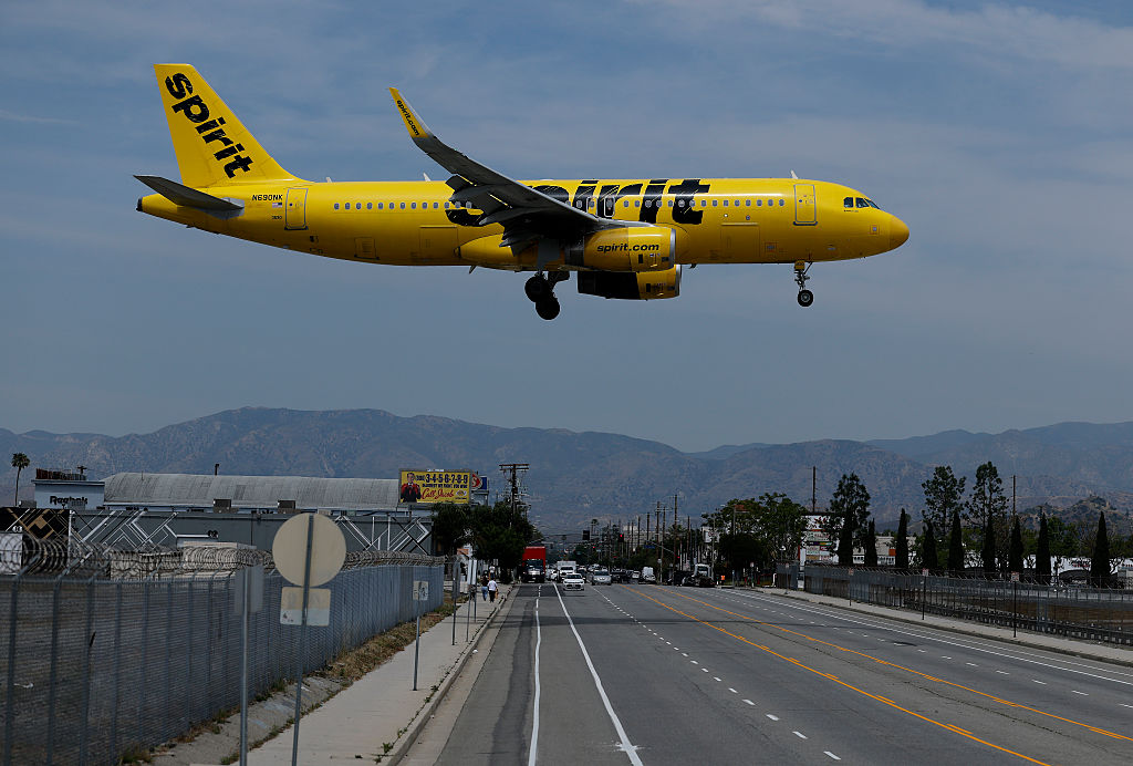 Frontier, JetBlue Seen Gaining as Spirit Airlines Struggles