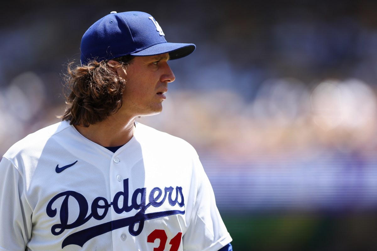 Dodgers Could Lose Star Pitcher After Sudden Injury vs. Astros