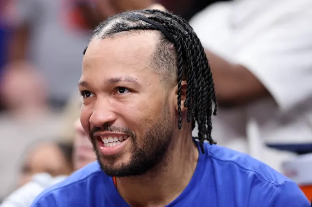 New York Knicks star Jalen Brunson smiles during Atlanta Hawks playoff game