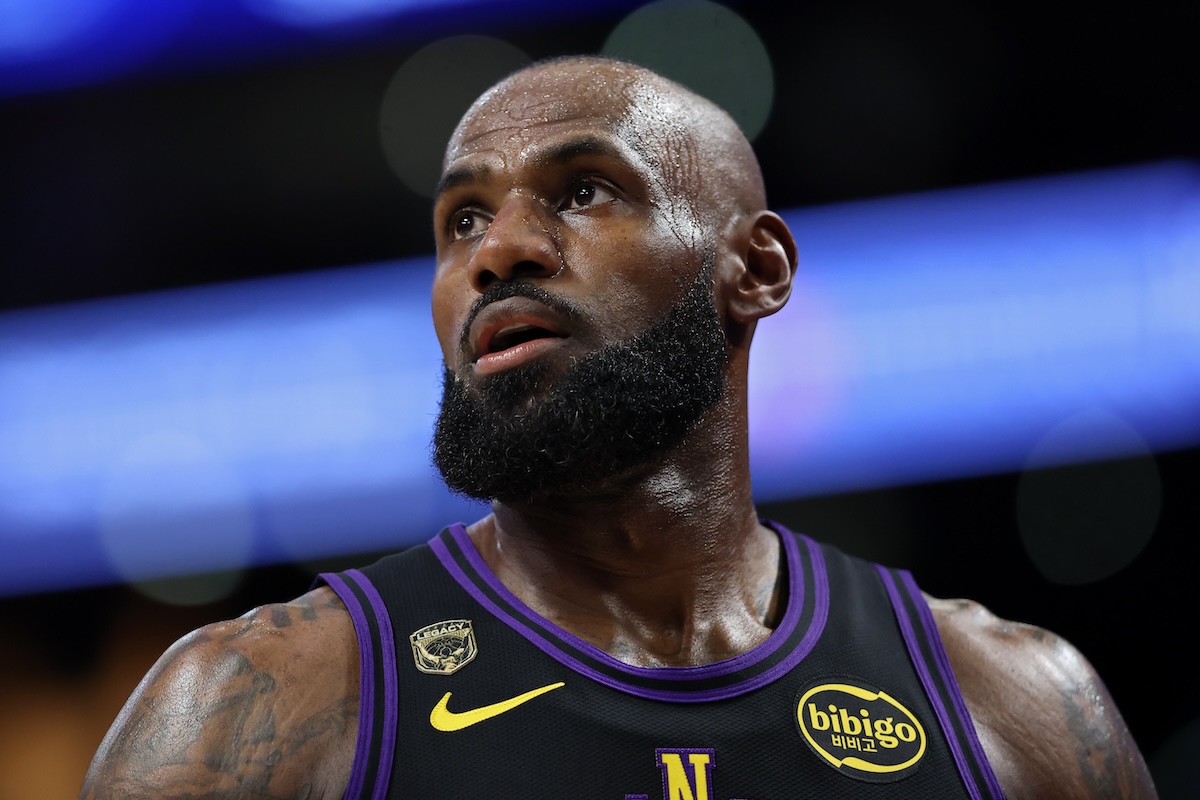 Kenny Smith Sounds Off on LeBron James Amid Lakers Rumors