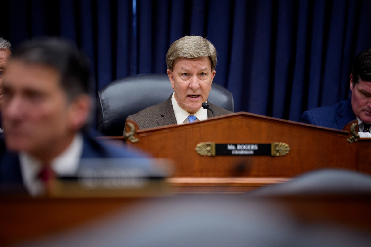 Republicans Lash Out Over Pentagon's Call Against Sending Troops to Poland