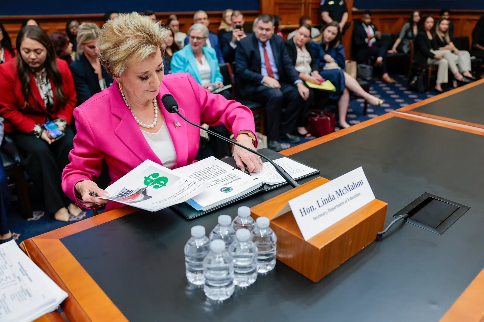 GettyImages-2276238178-1.jpg?w=1600&quality=80&webp=1