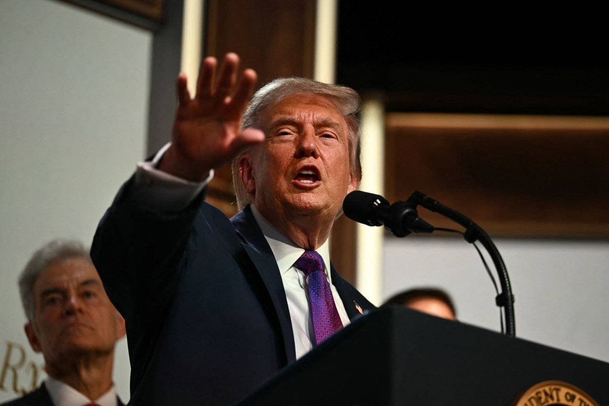 Trump Teases Tuesday Texas Endorsement Week Out From Runoff