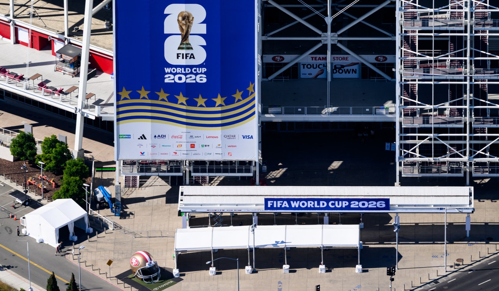 newsweek.com - Kate Plummer - Hotels in World Cup host cities are underperforming