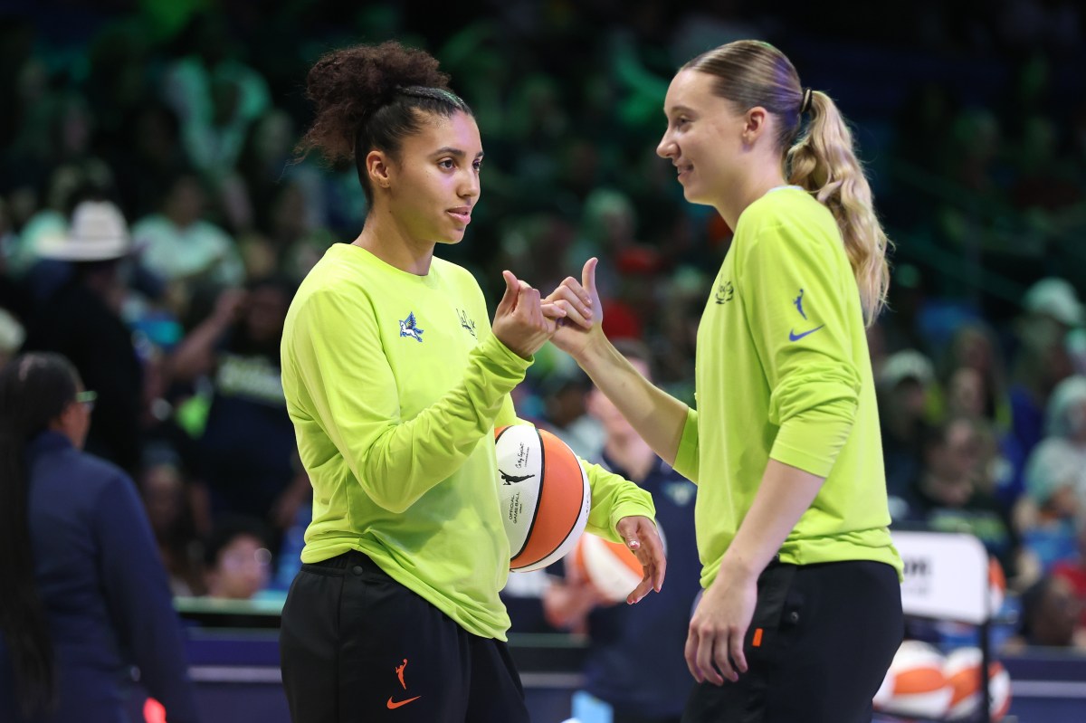 Paige Bueckers Praises Azzi Fudd’s 'Huge' Game vs Liberty