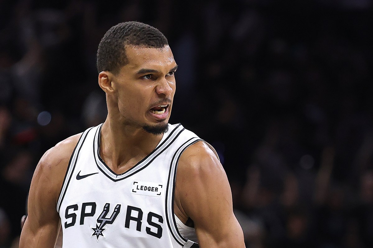 Victor Wembanyama Draws Crazy Stephen Curry Parallel In Spurs' Game 4 Win