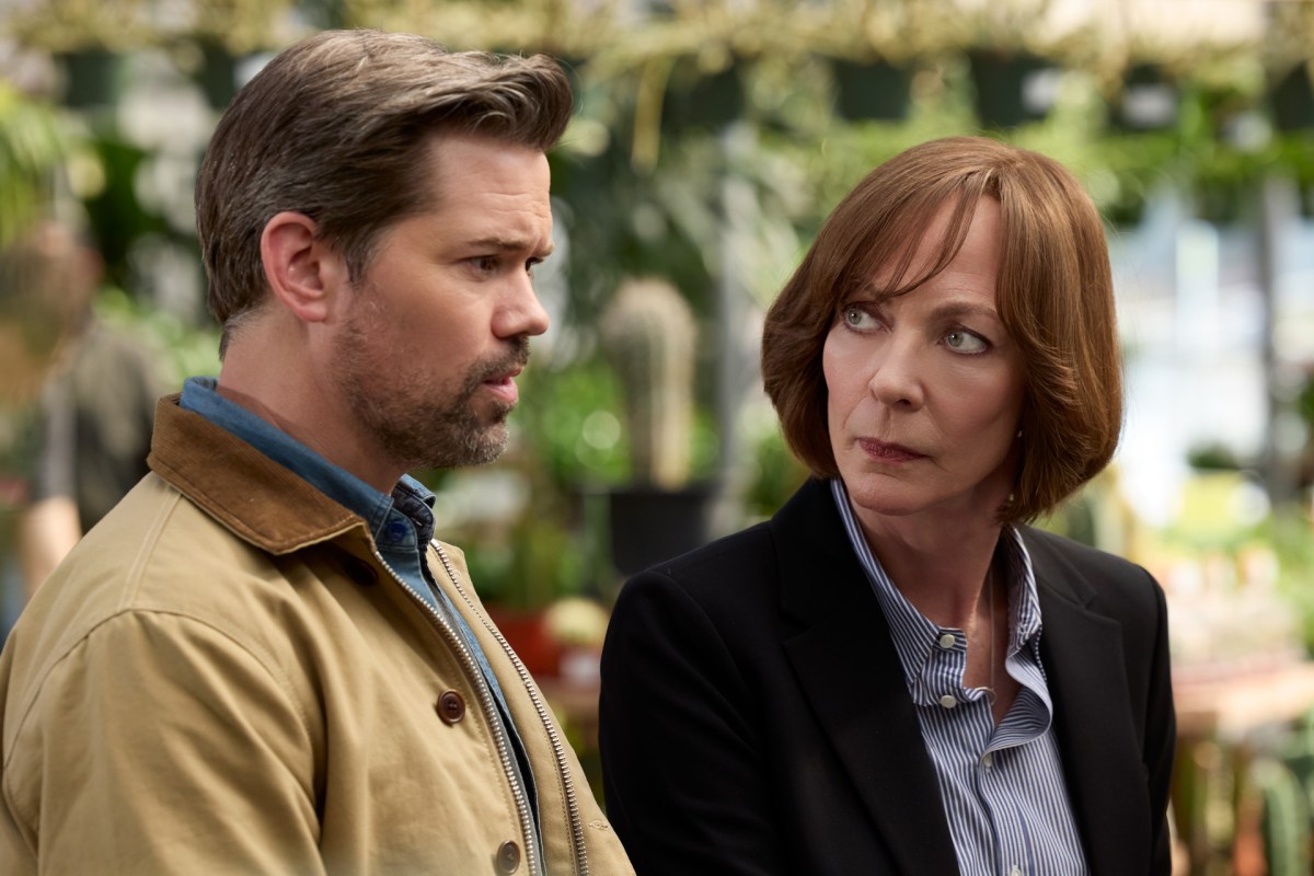 Janney and Rannells Can't Stand Each Other in 'Miss You, Love You'