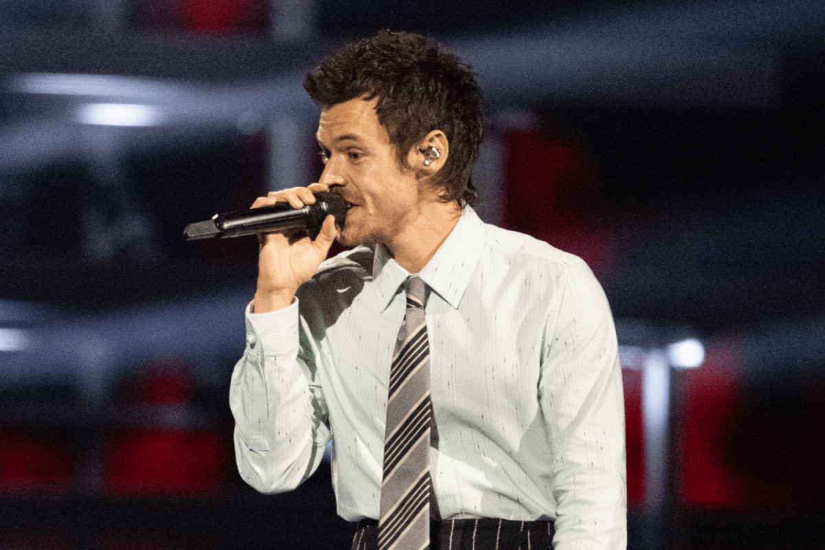 Harry Styles Goes Viral After Backing & 039;Viva Palestina& 039; Shout at Concert