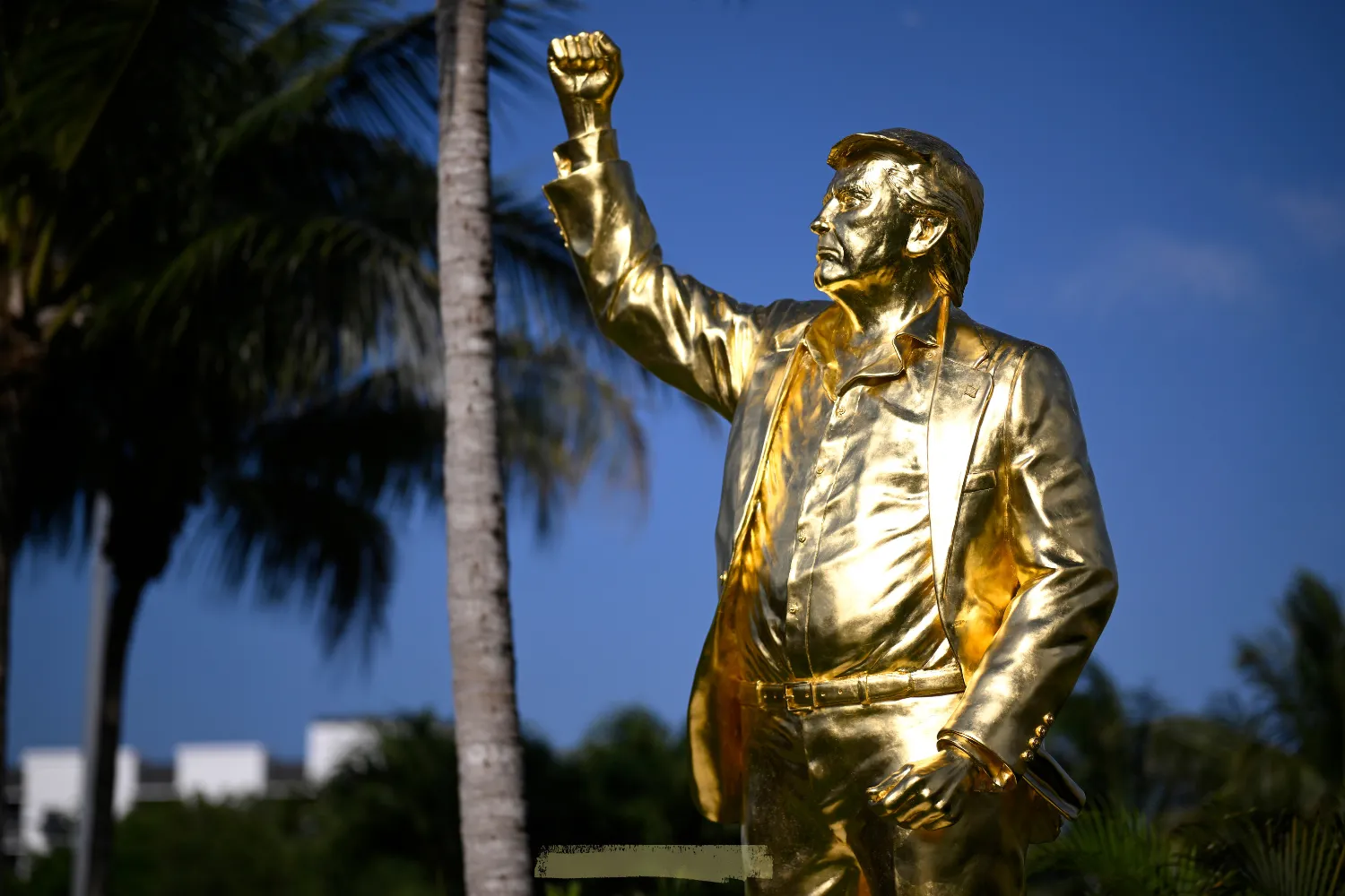 The Controversial Golden Statue of Trump: Idolatry or Honor?