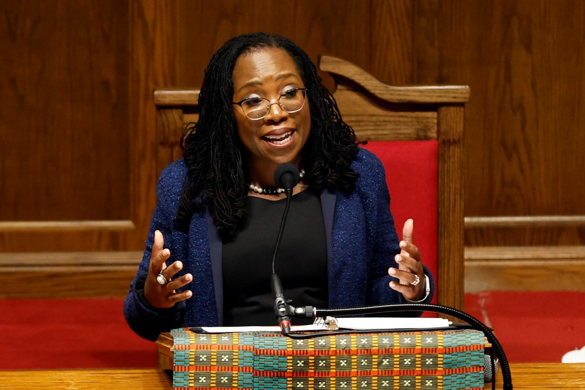 Jackson Warns of ‘Blank Check’ as Supreme Court Curbs Green Card Rights