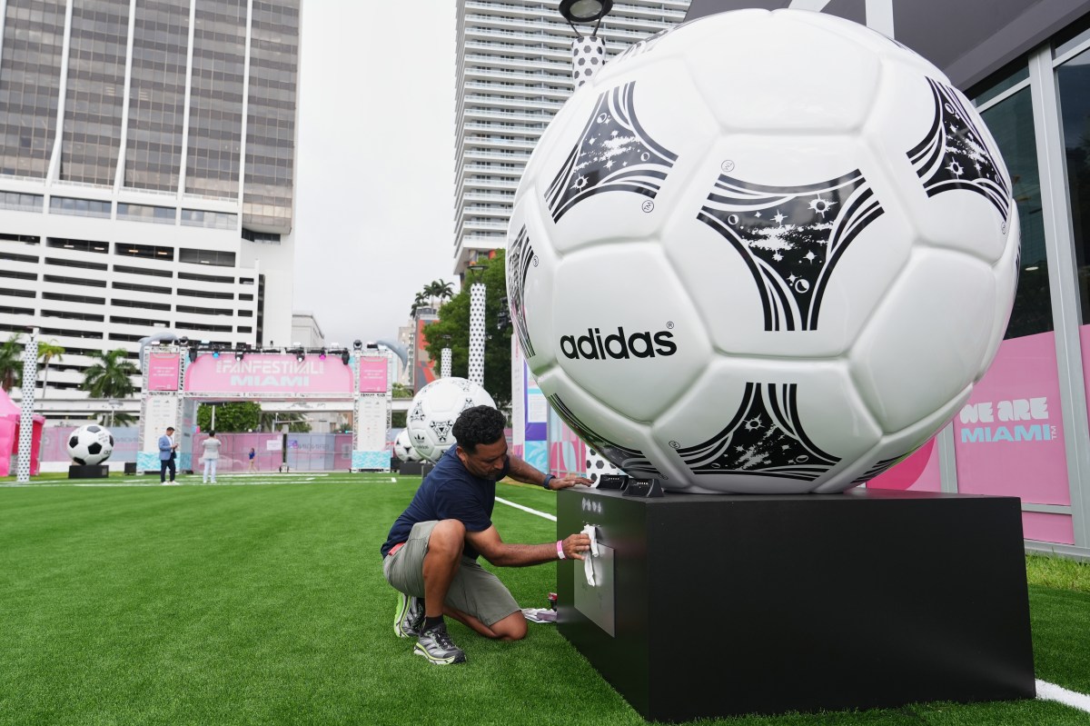 World Cup Visitors Given Advice on U.S. Entry Amid Border Co