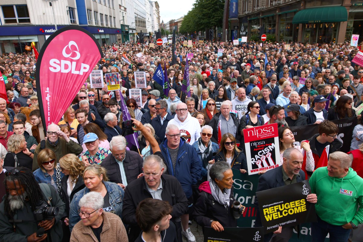 Tens of Thousands Rally in Europe Over Migration Debate