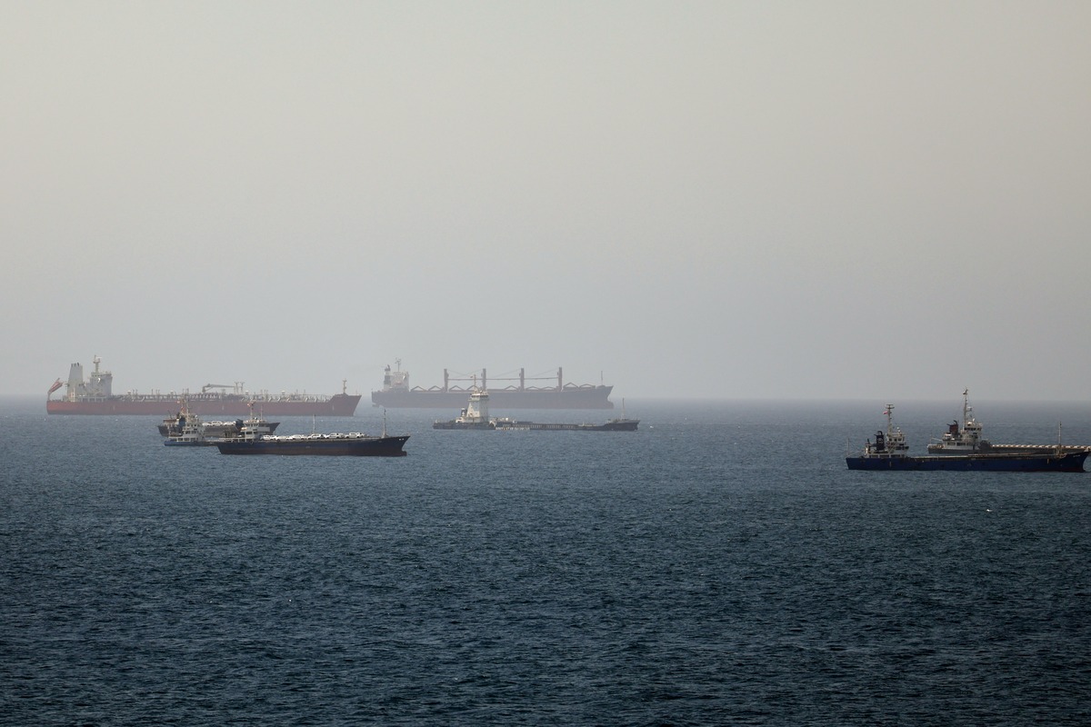U.N. Halts Sailor Evacuations After Cargo Ship Struck in Strait of Hormuz