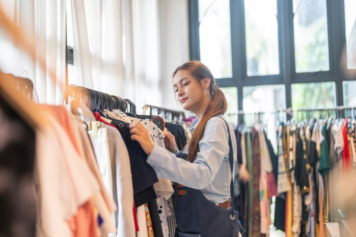 Woman Spots Item Worth 'Thousands' at Thrift Store—Then Sees the Price