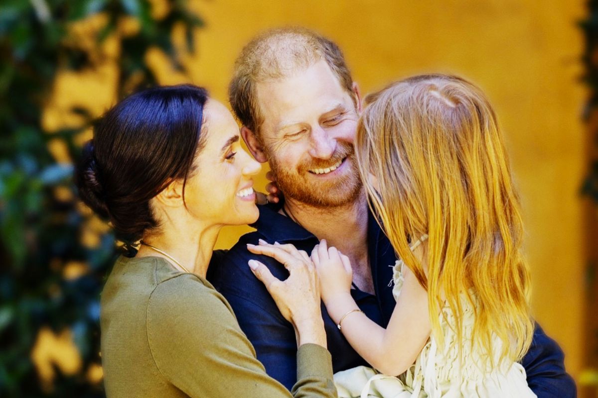 Chaos Over Prince Archie And Lilibet's UK Visit Shows a 'Divided Crown'