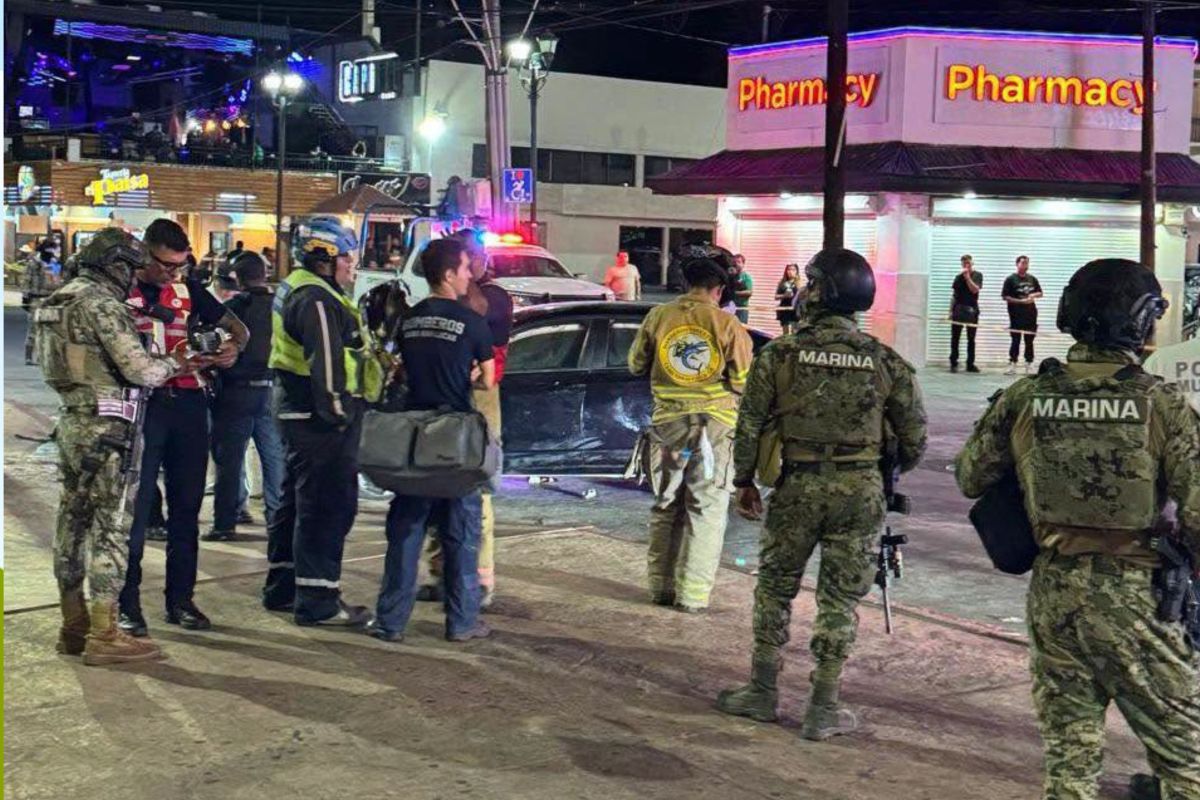 Car Drives Into Crowd Celebrating Mexico World Cup Win, 17 Injured