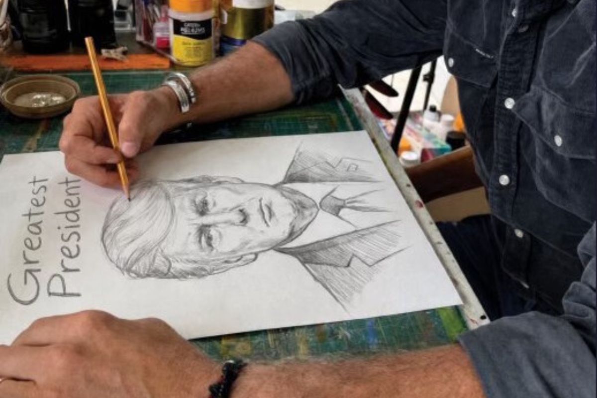 Trump Posts Doctored Image of Hunter Biden Calling Him 'Greatest President'