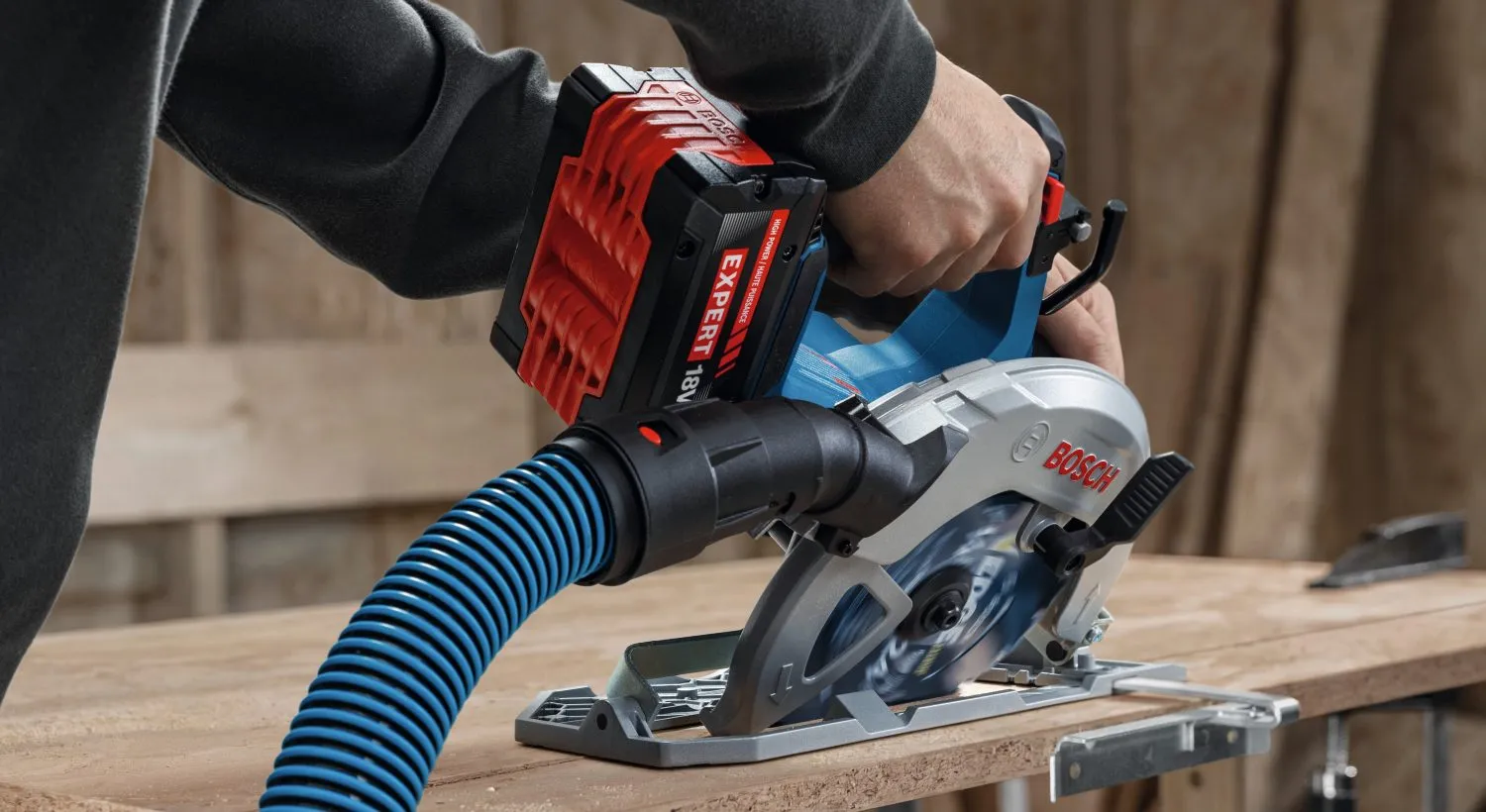 GKS18V-68-2-18V-Brushless-7-25-In-Circular-Saw-Lifestyle-Image-e1780331187820.jpeg?w=1600&quality=80&webp=1