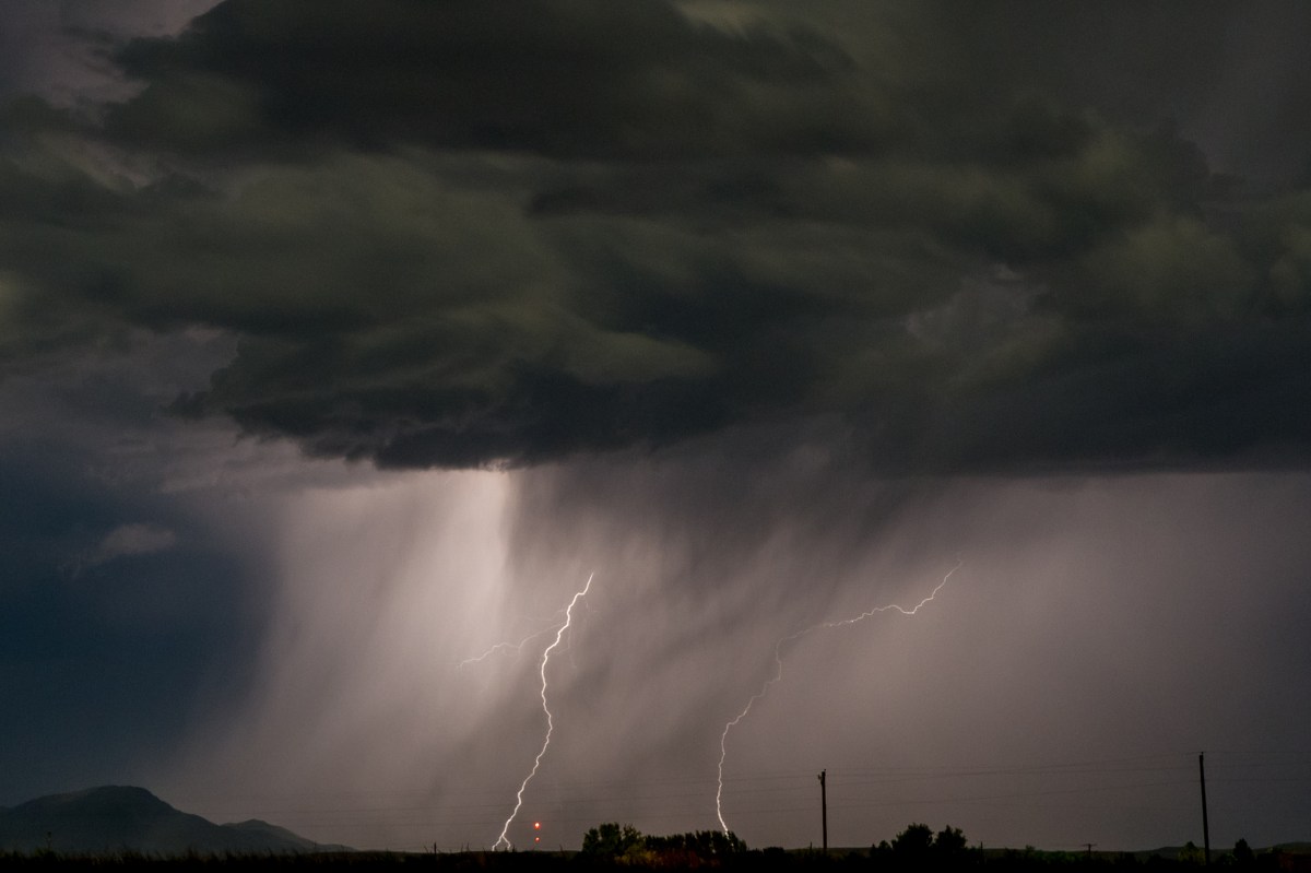 Wisconsin, Illinois Power Outage Maps After Severe Thunderstorms