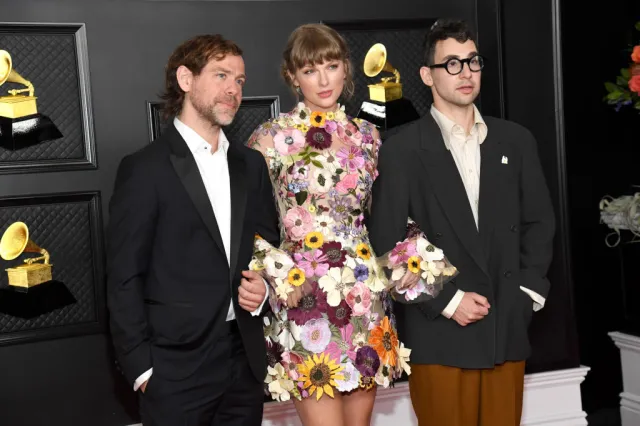 From left: Aaron Dessner, Taylor Swift and Jack Antonoff in 2021.