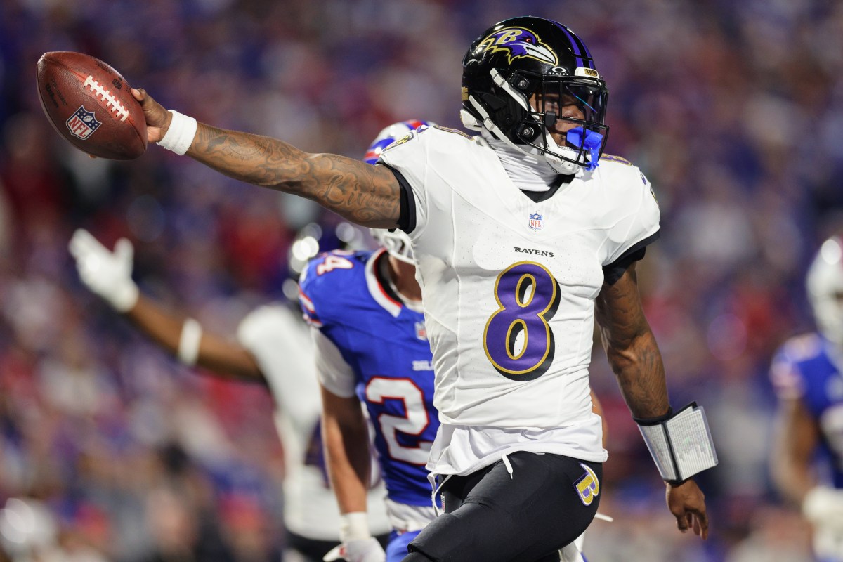 Ravens Linked to 1,000-Yard All-Pro Playmaker for Lamar Jackson
