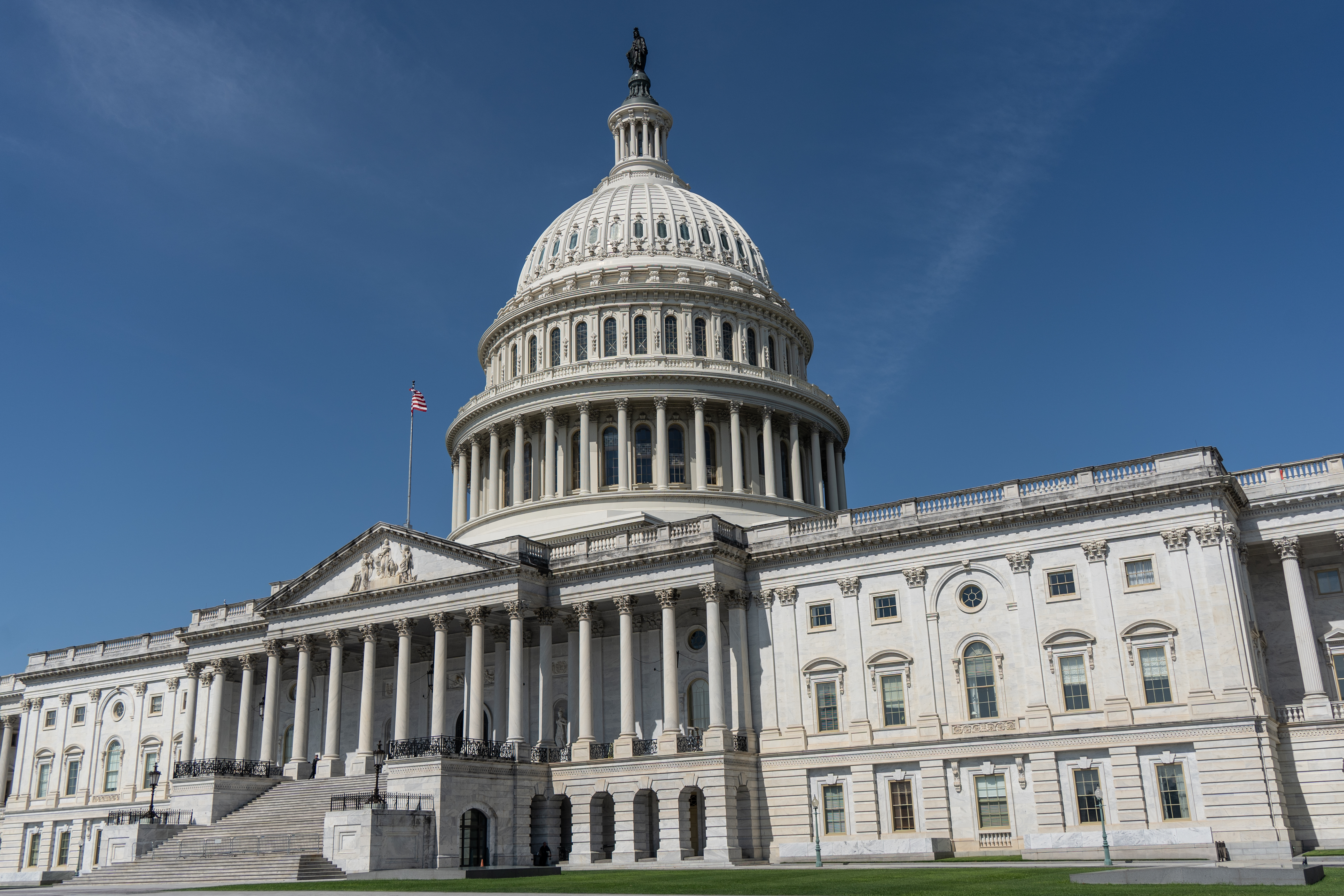 Democrats Gain Momentum in Battle for Congress with Top Forecaster