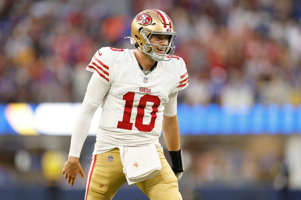 49ers Could Make Surprise QB Trade Before Septembe