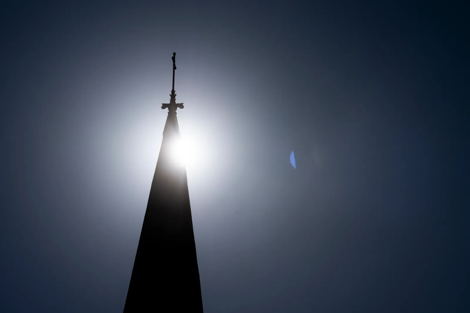 Bishops Counter Trump’s US 250 Plans With Immigration Service