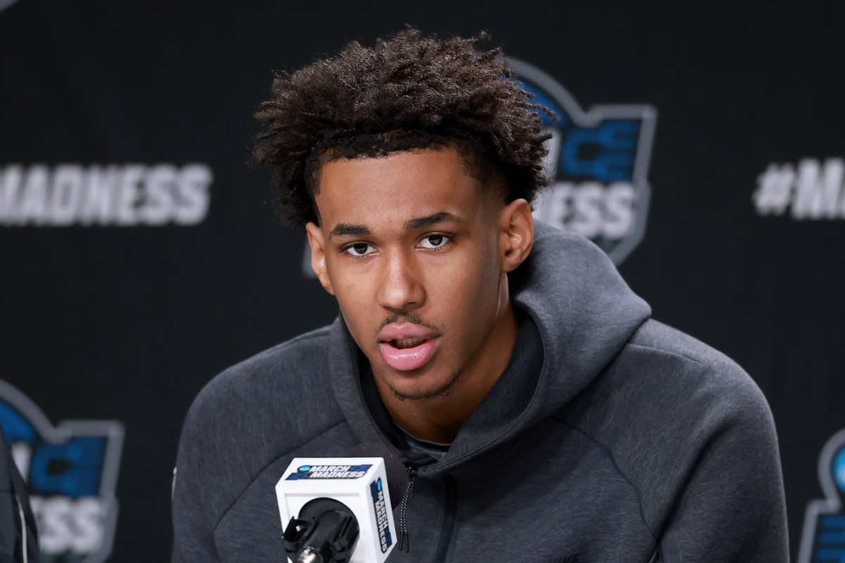 Bulls Shock With Dailyn Swain Pick in NBA Draft