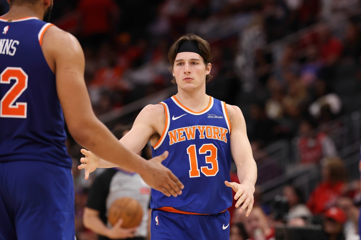 Tyler Kolek Reacts to Security Mistake at Knicks Championship Parade Tyler Kolek Reacts to Security Mistake at Knicks Championship Parade