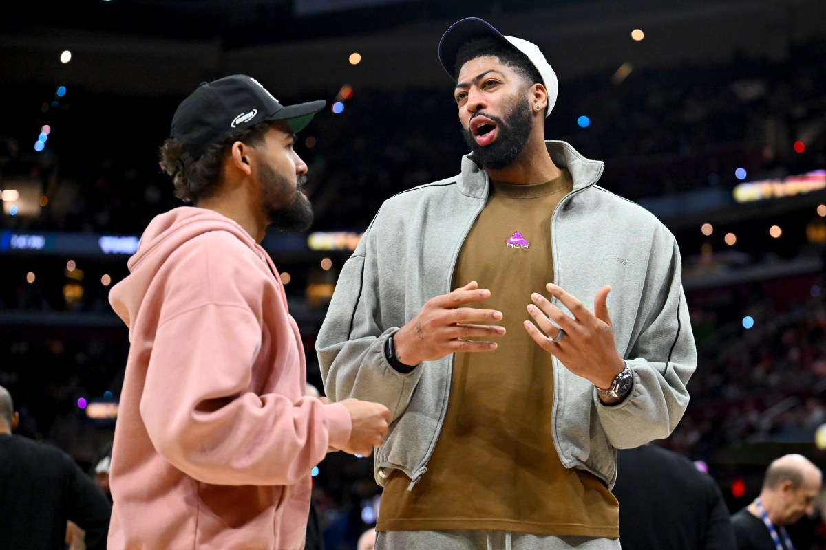 Wizards Shut Down Anthony Davis Trade Talks: Report