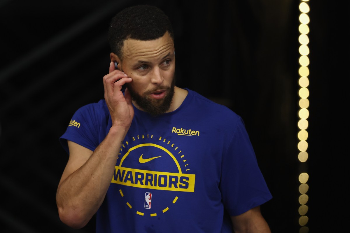 Stephen Curry Responds to Warriors Rookie Claiming He Used to 'Hate' Him