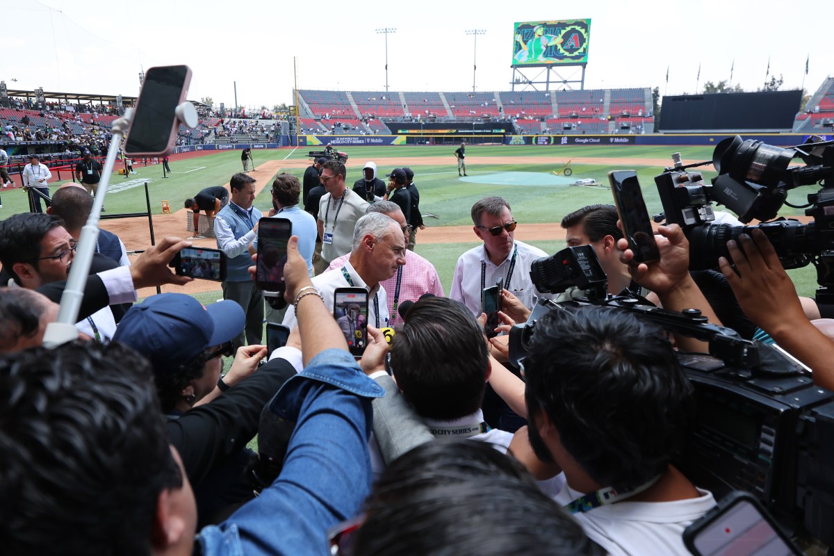 MLB Players Association Slams League's Latest Offer as 'Misleading'