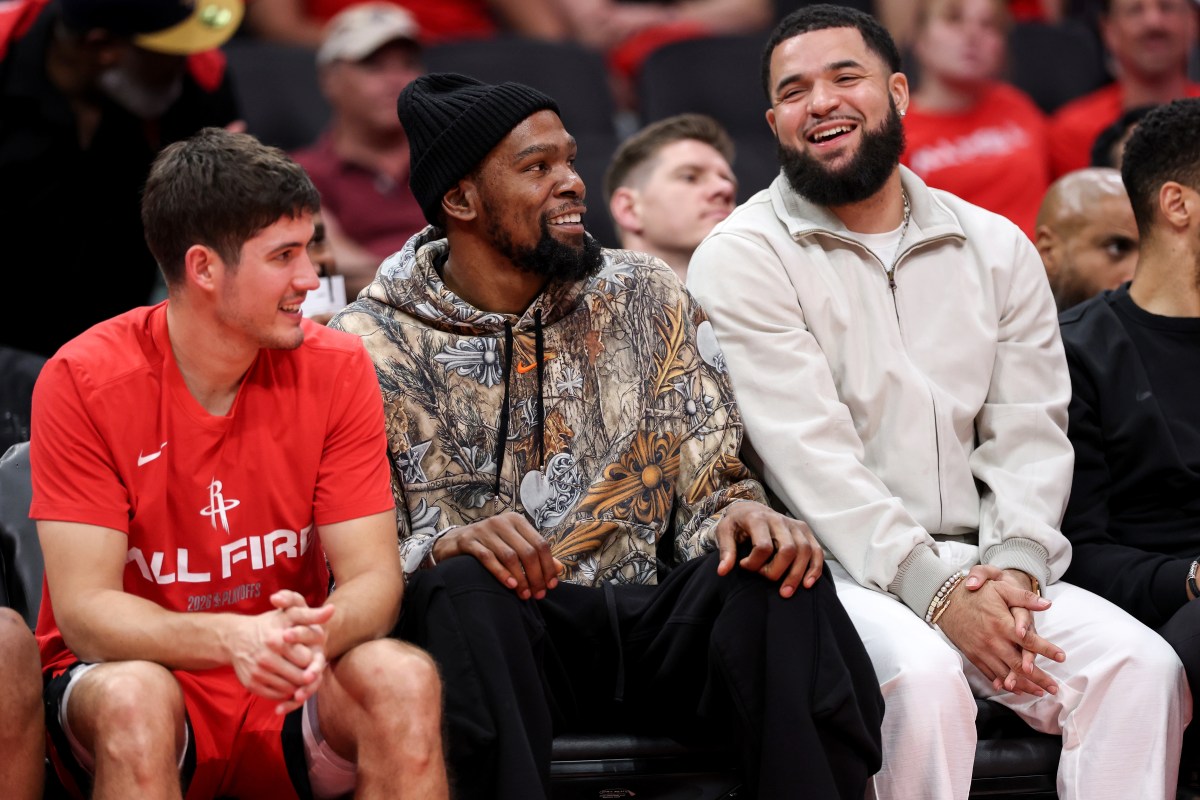Houston Rockets Guard Makes Contract Move Before 2026-27 NBA Season