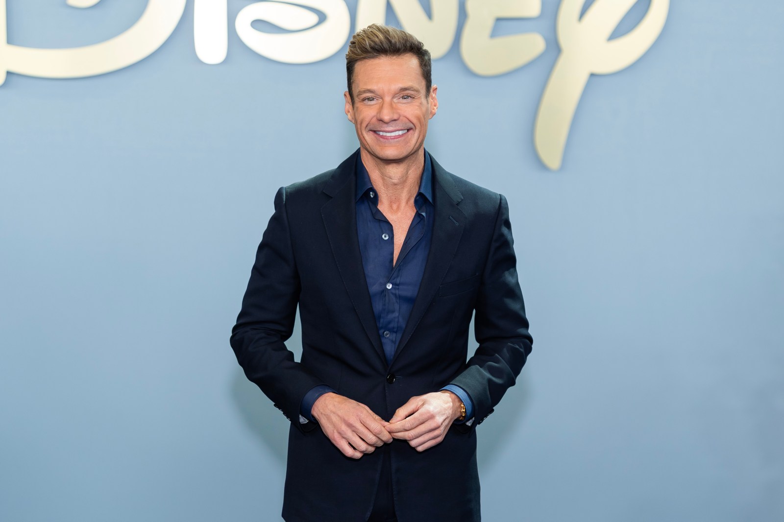 Wheel of Fortune' Fans React to Ryan Seacrest's Playing Strategy - Newsweek