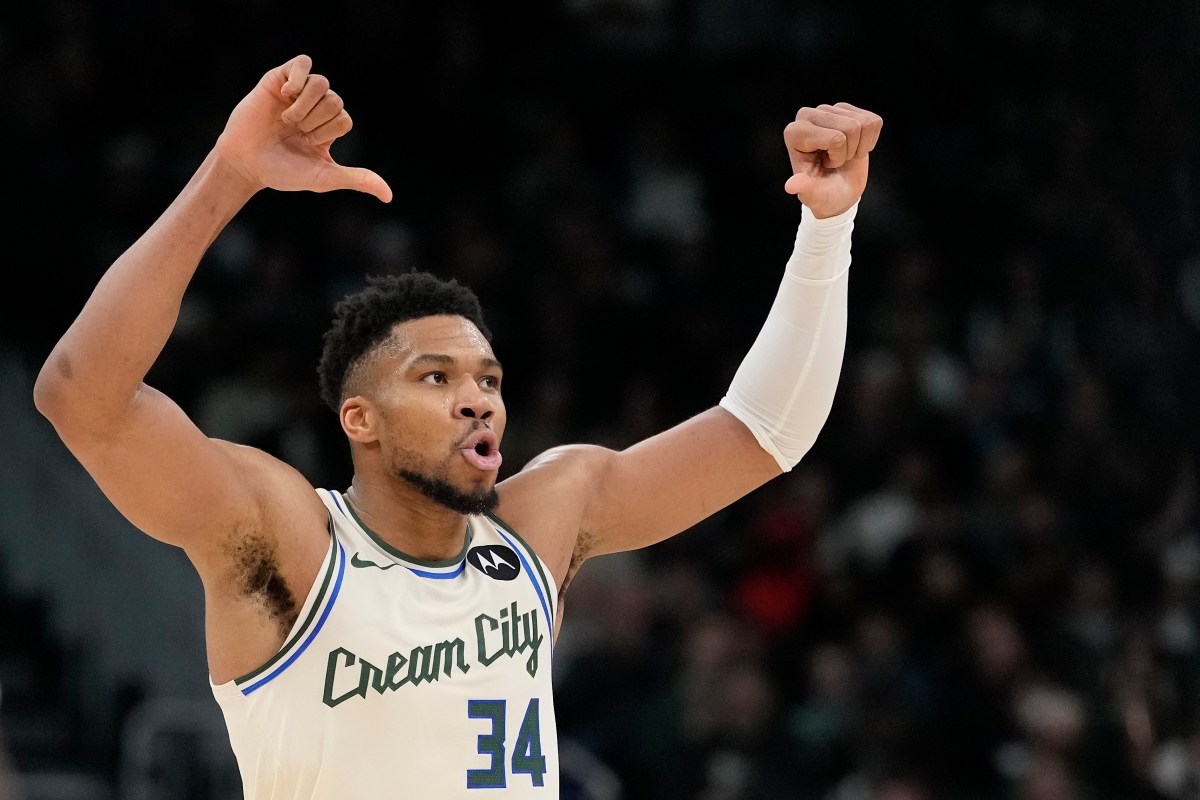 Giannis Antetokounmpo Saga Ends With Blockbuster Trade to Miami: Report Giannis Antetokounmpo Saga Ends With Blockbuster Trade to Miami: Report