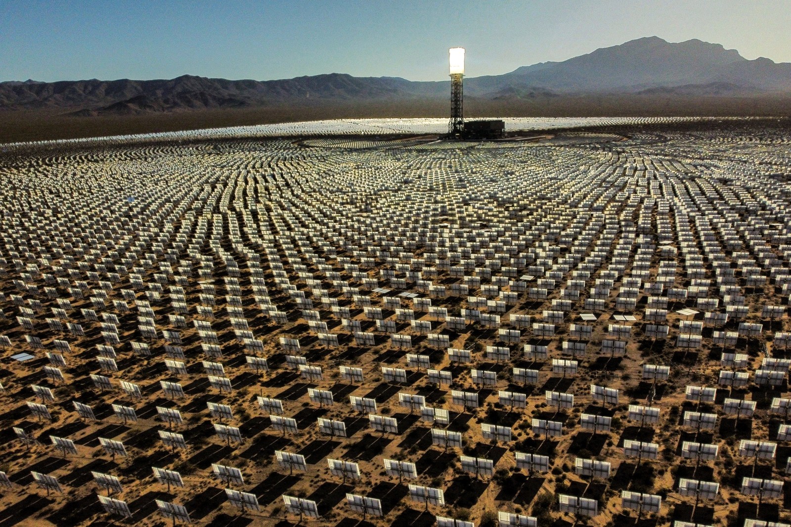 newsweek.com - Jennifer Wignall - The U.S. must win the energy competition with China | Opinion