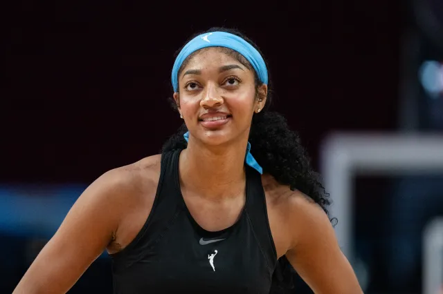 Atlanta Dream star Angel Reese warms up before WNBA game against the Portland Fire