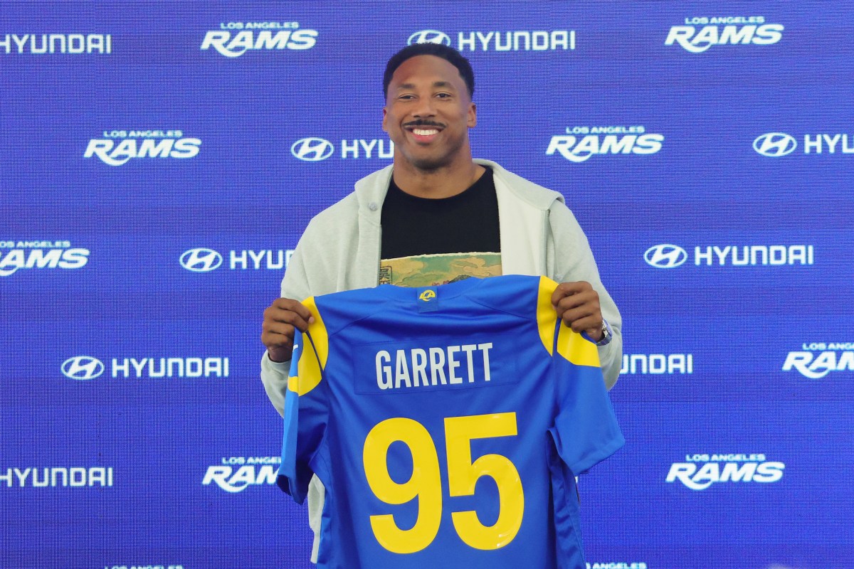 Myles Garrett Sends Clear Message to Rams Fans
