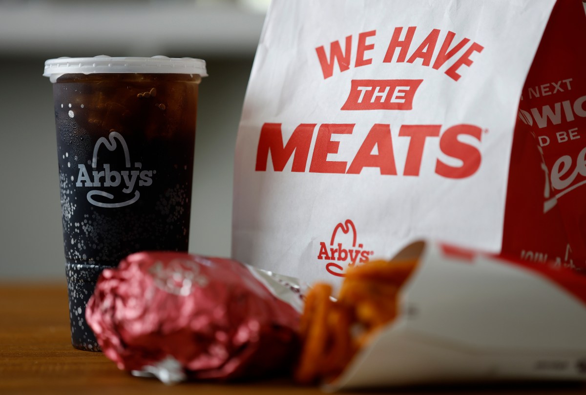 List of Stores, Restaurants Giving Discounts and Freebies for Father's Day