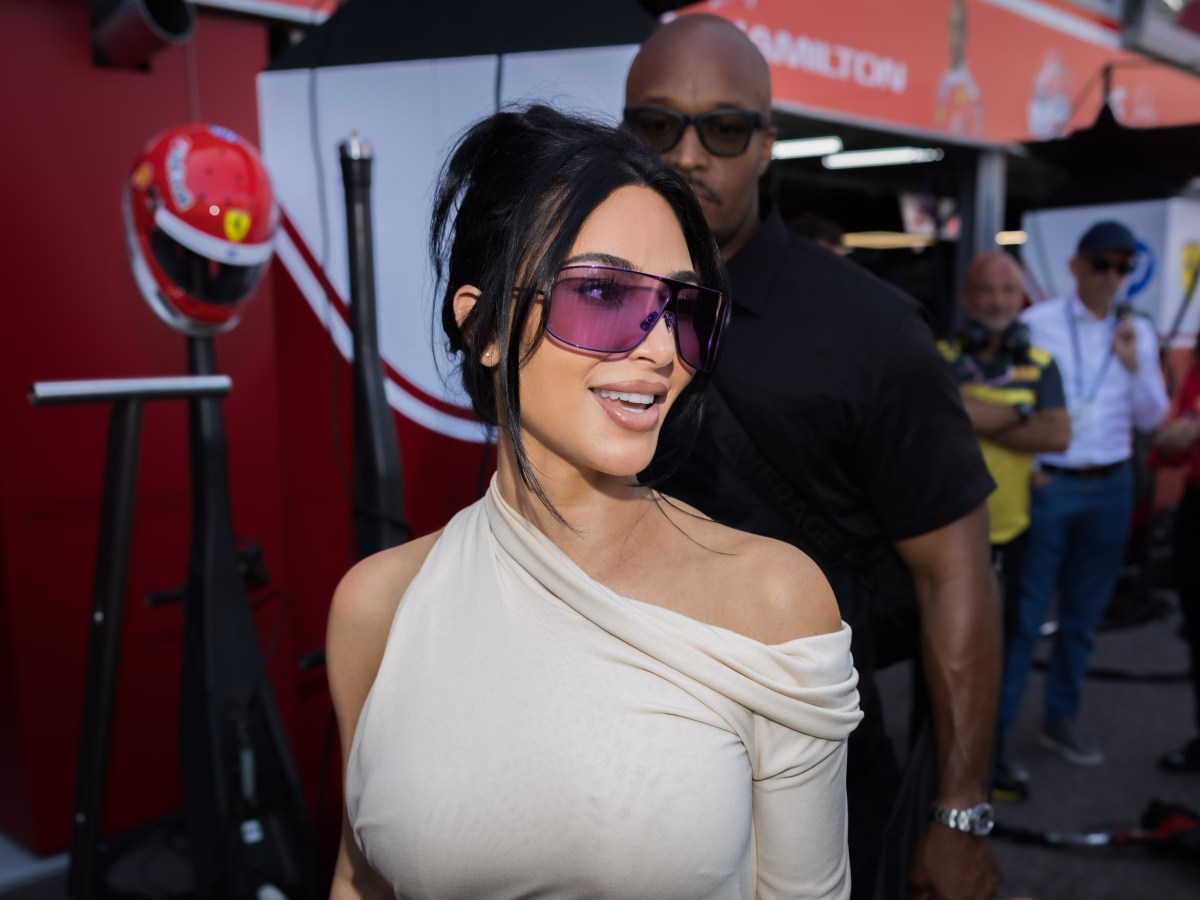 Kim Kardashian at Ariana Grande’s Concert Had Fans Pointing Out Unique Link
