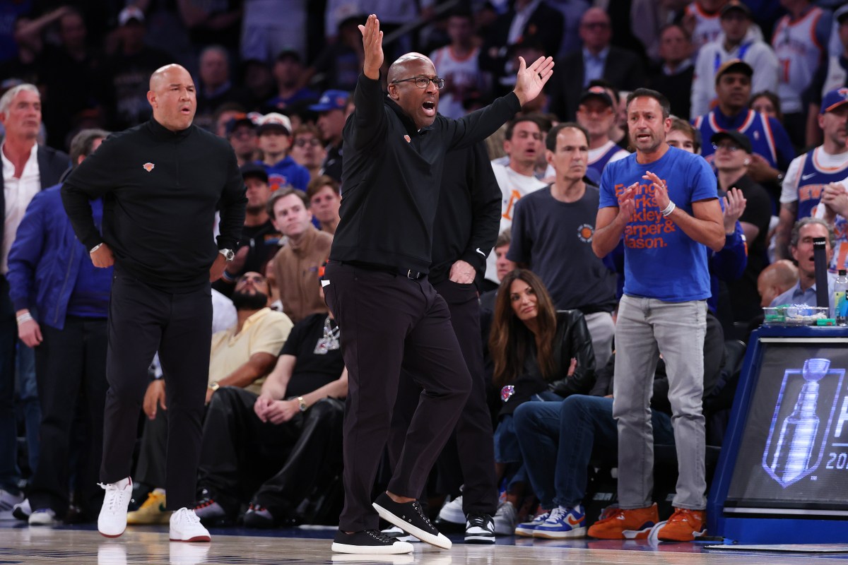 Mike Brown Rips Officiating After Knicks' Game 3 NBA Finals 