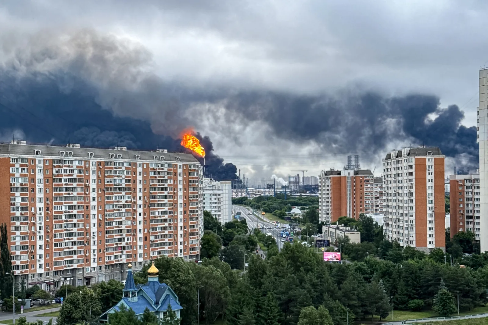 Image for article: Ukraine Launches Largest Attack on Moscow In Years