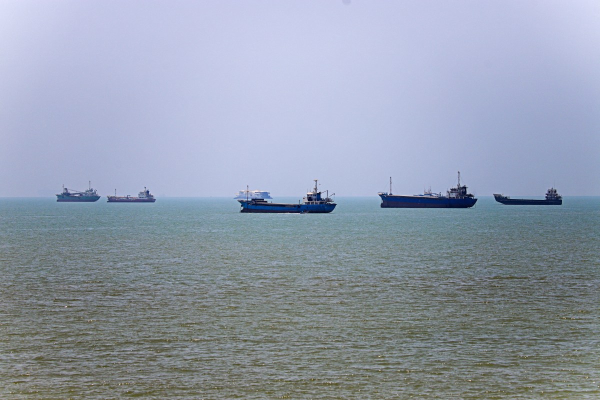 How the UN Will Evacuate Sailors Stranded in the Strait of Hormuz