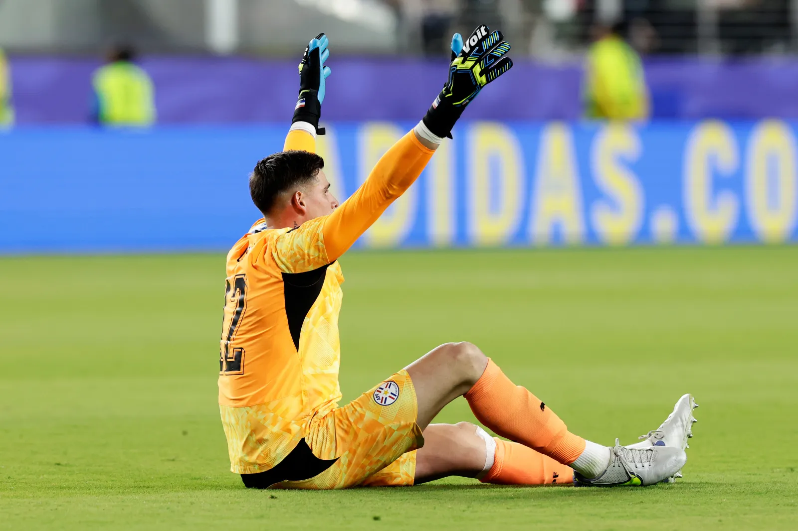 SAN FRANCISCO BAY AREA, UNITED STATES - JUNE 19: Orlando Gill of Paraguay injured during the World Cup match between Turkey v Paraguay at the San Francisco Bay Area Stadium on June 19, 2026 in San Francisco Bay Area United States (Photo by Eric Verhoeven/Soccrates/Getty Images)