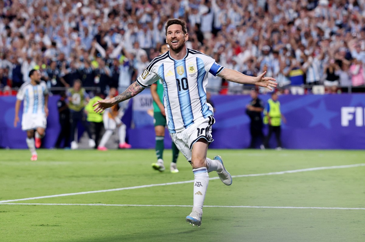 World Cup Commentator Rips Referee For Allowing Lionel Messi's Record-Setting Goal