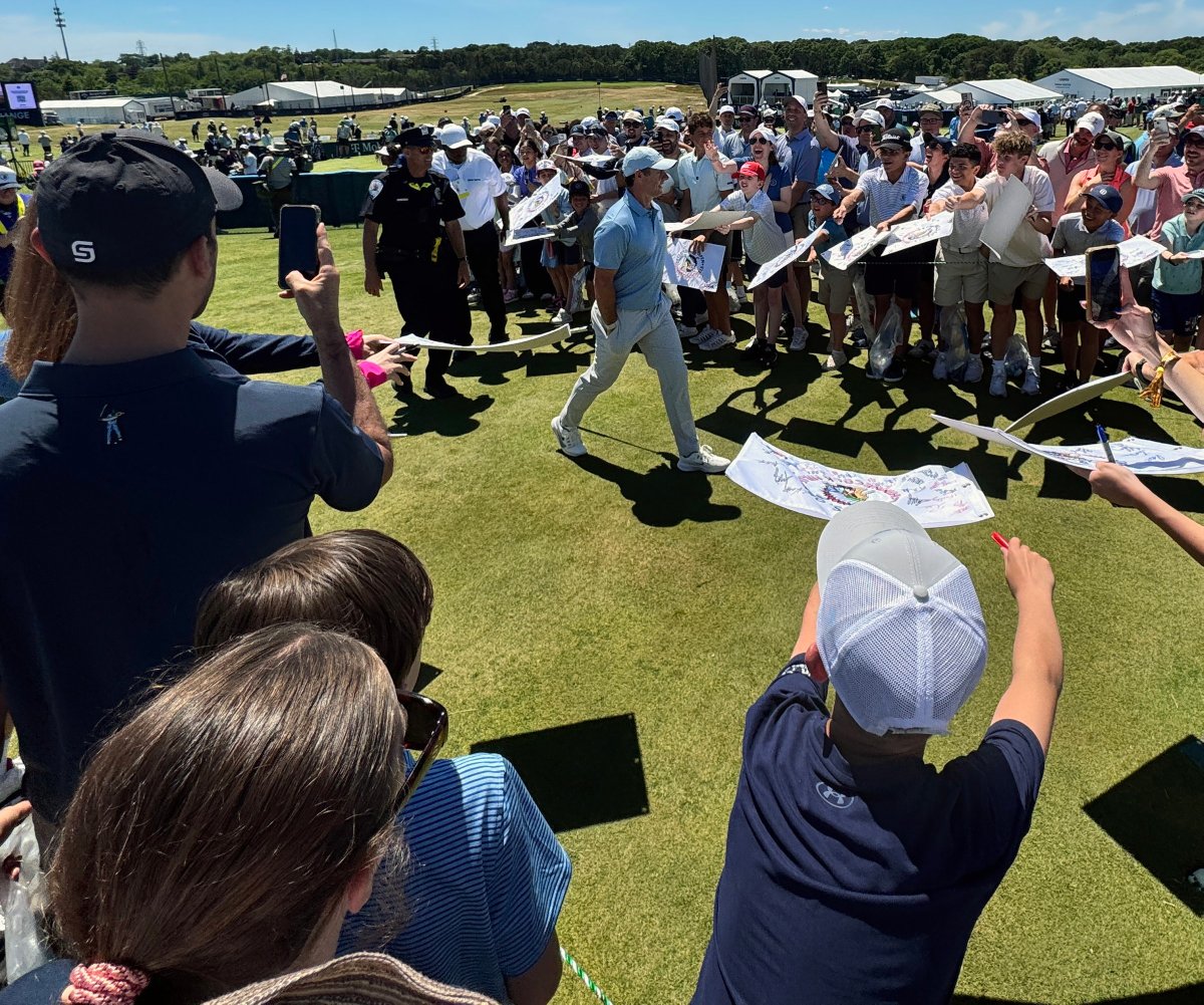 Long Island Golf Fans Get Harsh Message: These People Don't Deserve a Major
