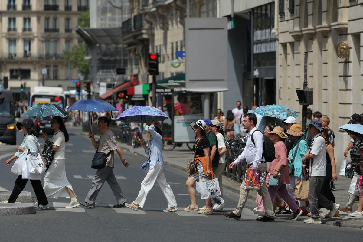 France Spends Billions on Ukraine—Debates Cost of AC at Home